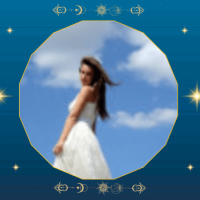 Loredana - Channeling - Hellfühlig - Runen - Coaching - Tarotkarten