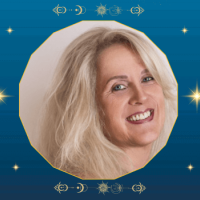 Medium Michaela - Runen - Intuitiv - Hellsicht - Gebete - Kartenlegen